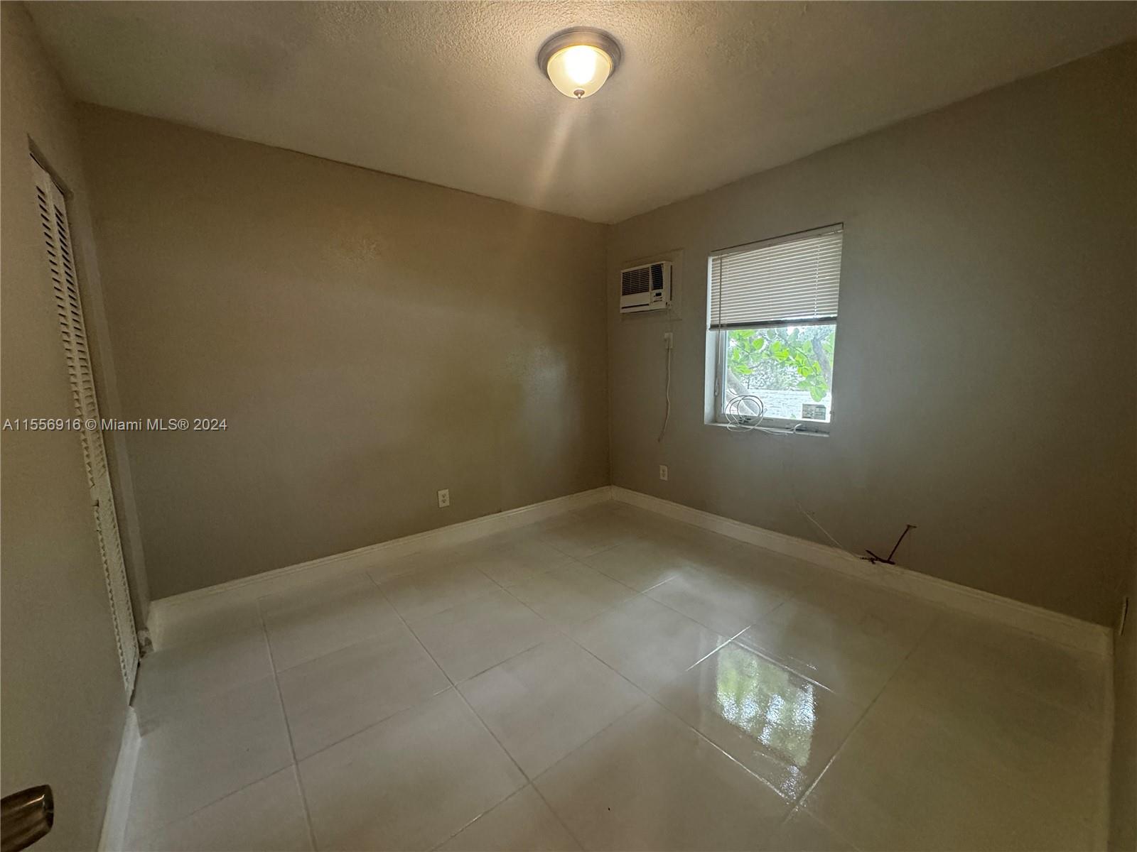 MAGNOLIA SUB - Residential Lease