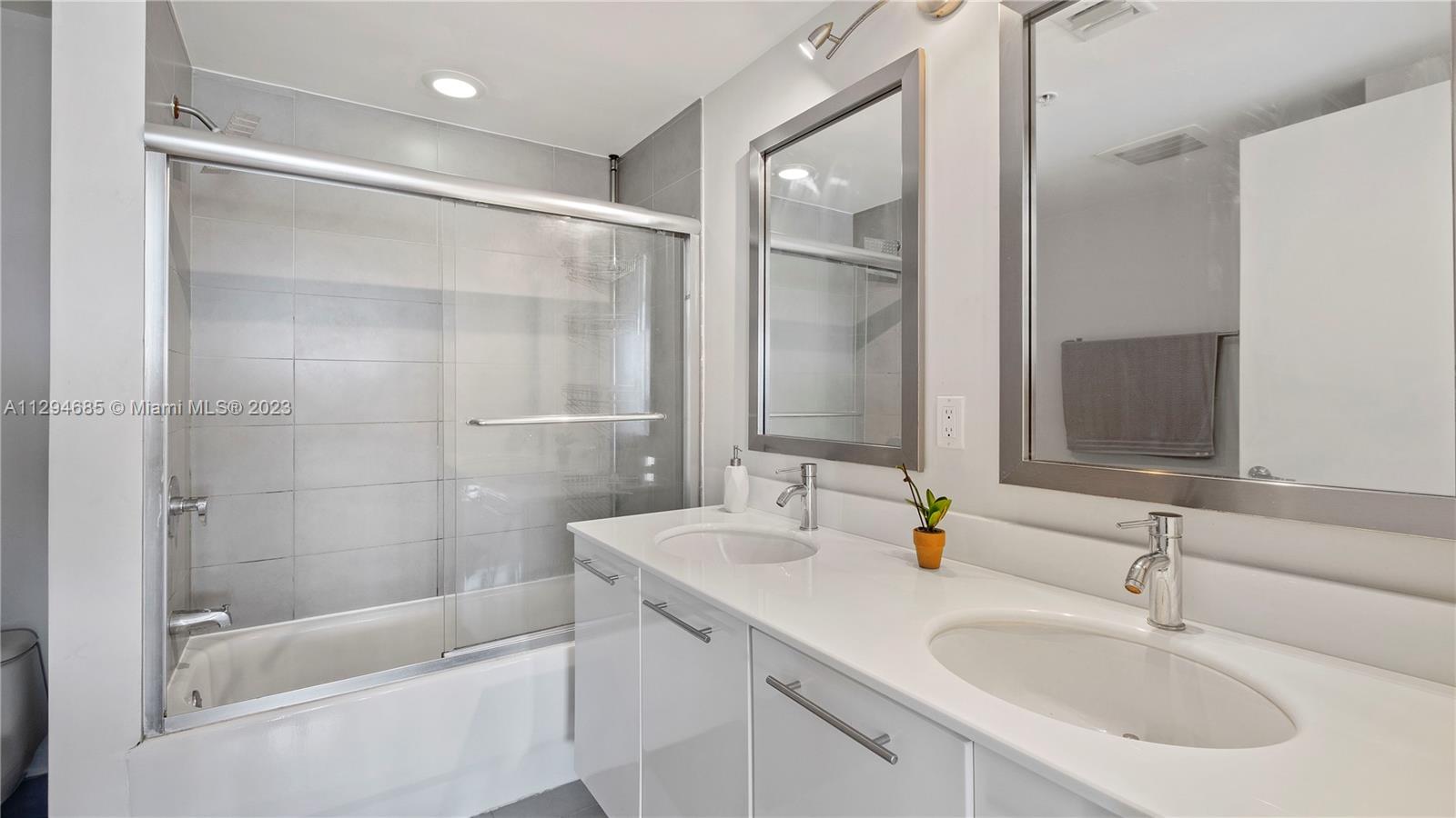 MINT CONDO - Residential Lease