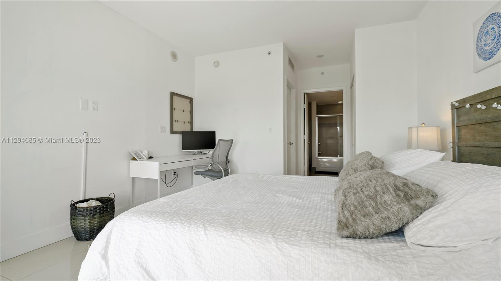 MINT CONDO - Residential Lease