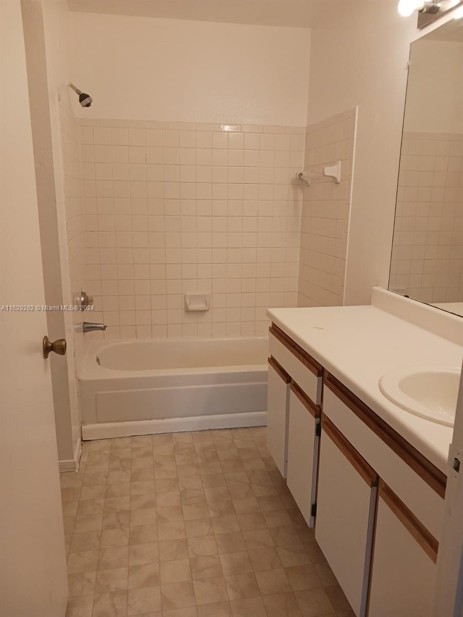 SAILBOAT POINTE CONDO - Residential Lease