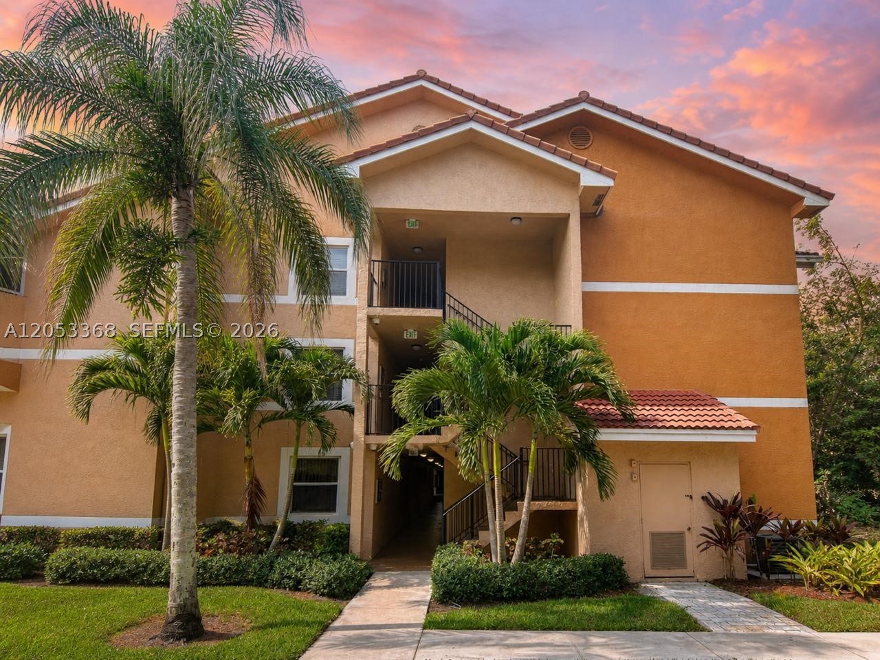 Unique opportunity to own in the desirable Edgewater community! Conveniently located in the heart of Coral Springs near top-rated schools, parks, shopping, restaurants, and major highways. Enjoy resort-style amenities, a gated community, and a prime location just minutes from The Promenade at Coconut Creek and everyday conveniences. Perfect for homeowners or investors seeking comfort, convenience, and excellent value.
