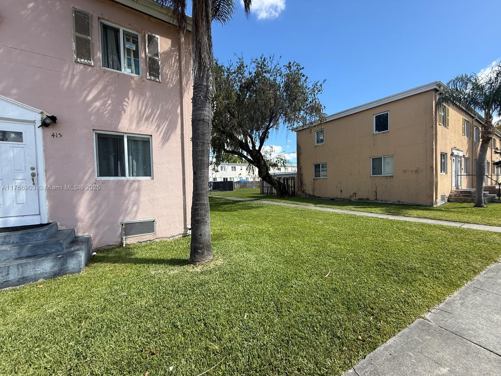 SUNSET PALM VILLAS CONDO - Residential
