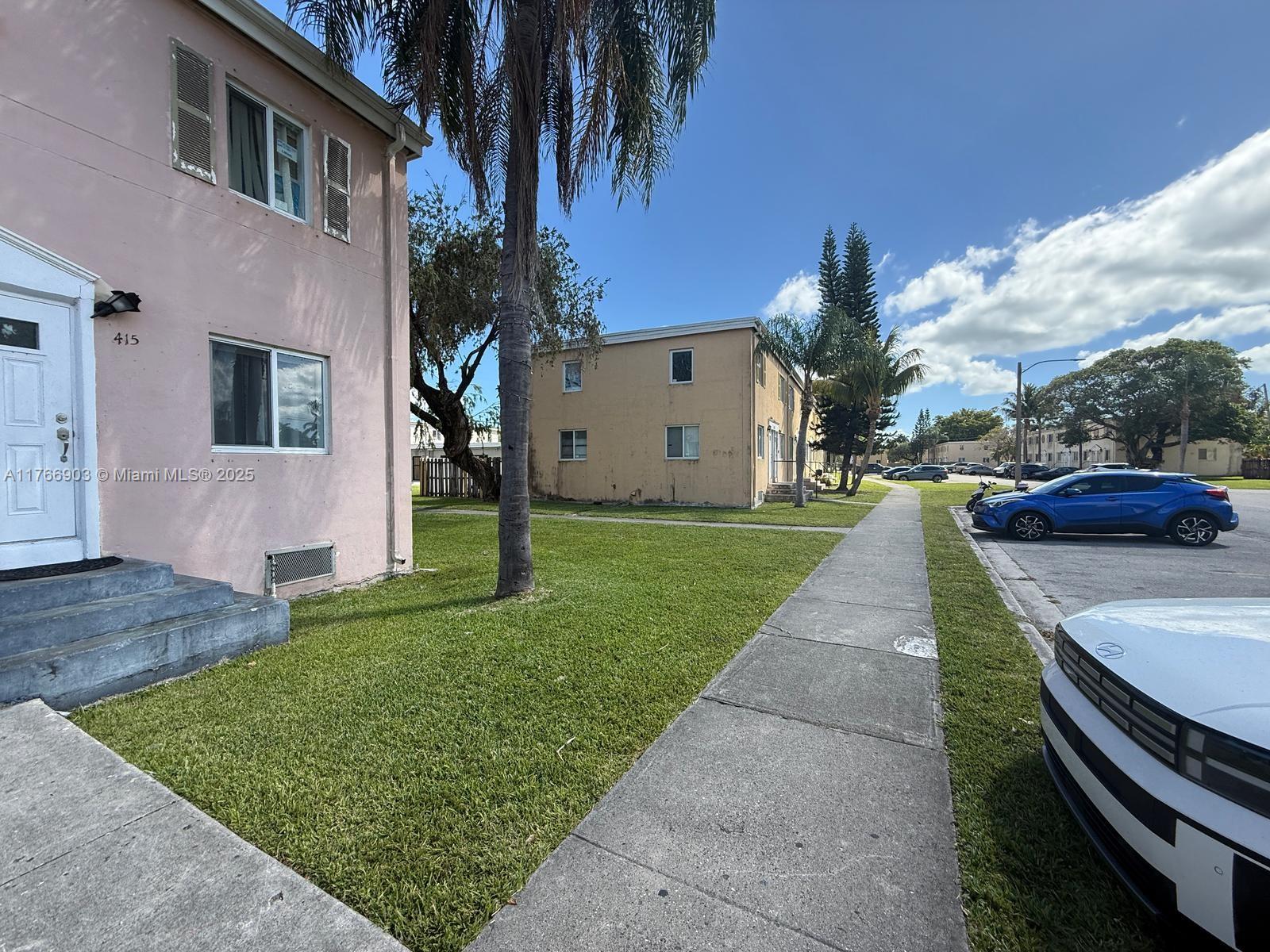 SUNSET PALM VILLAS CONDO - Residential