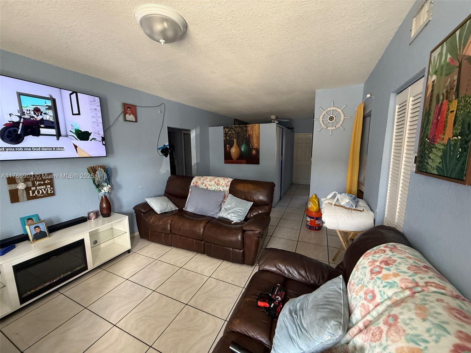 SUNSET PALM VILLAS CONDO - Residential