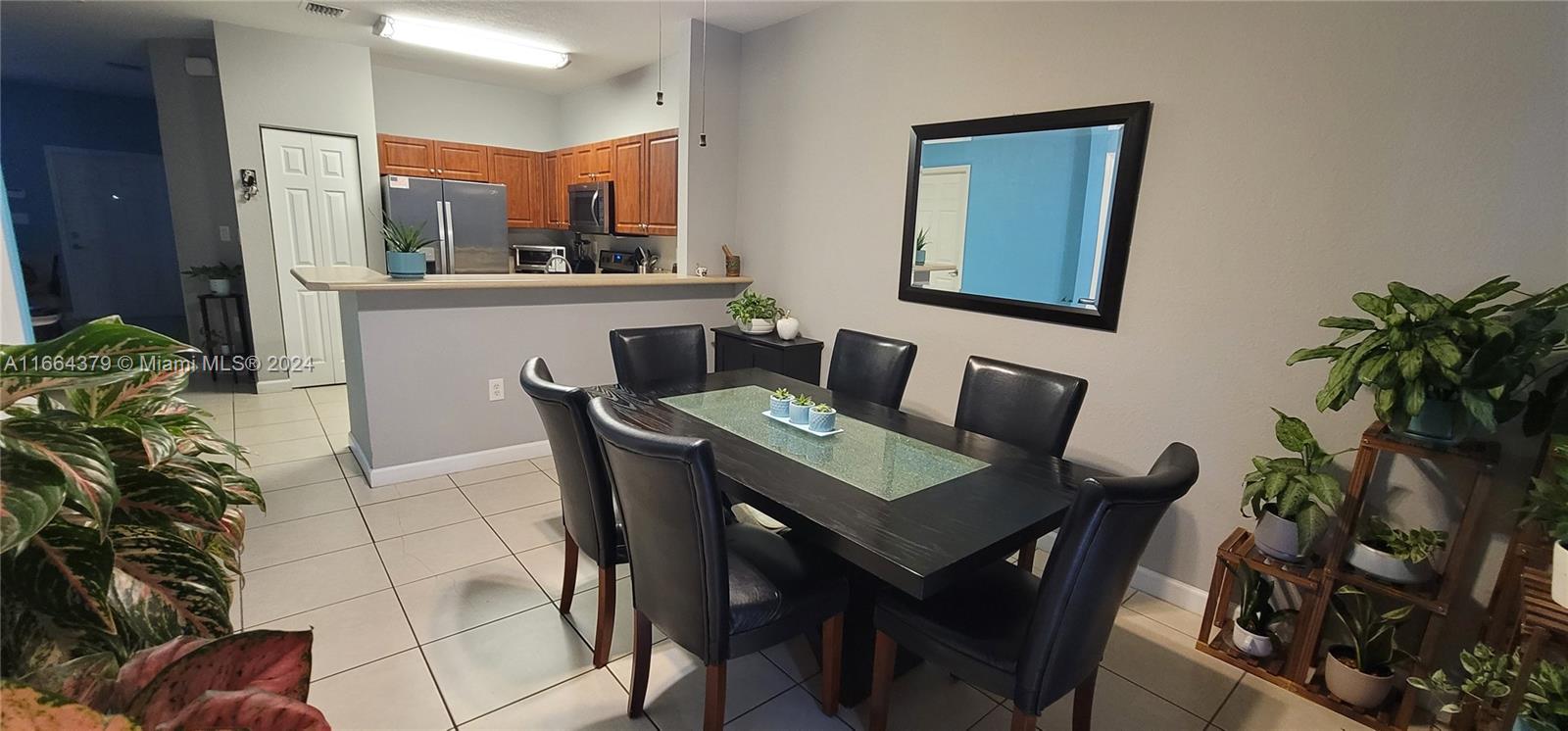 LAKES BY THE BAY GEE - Residential