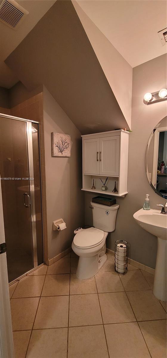 LAKES BY THE BAY GEE - Residential