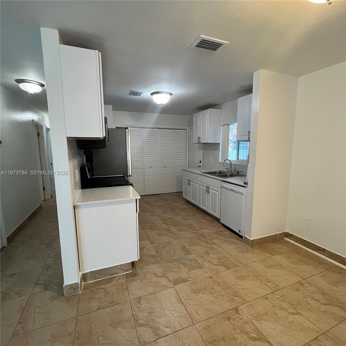 LYNDALE SECOND ADDITION - Residential Lease