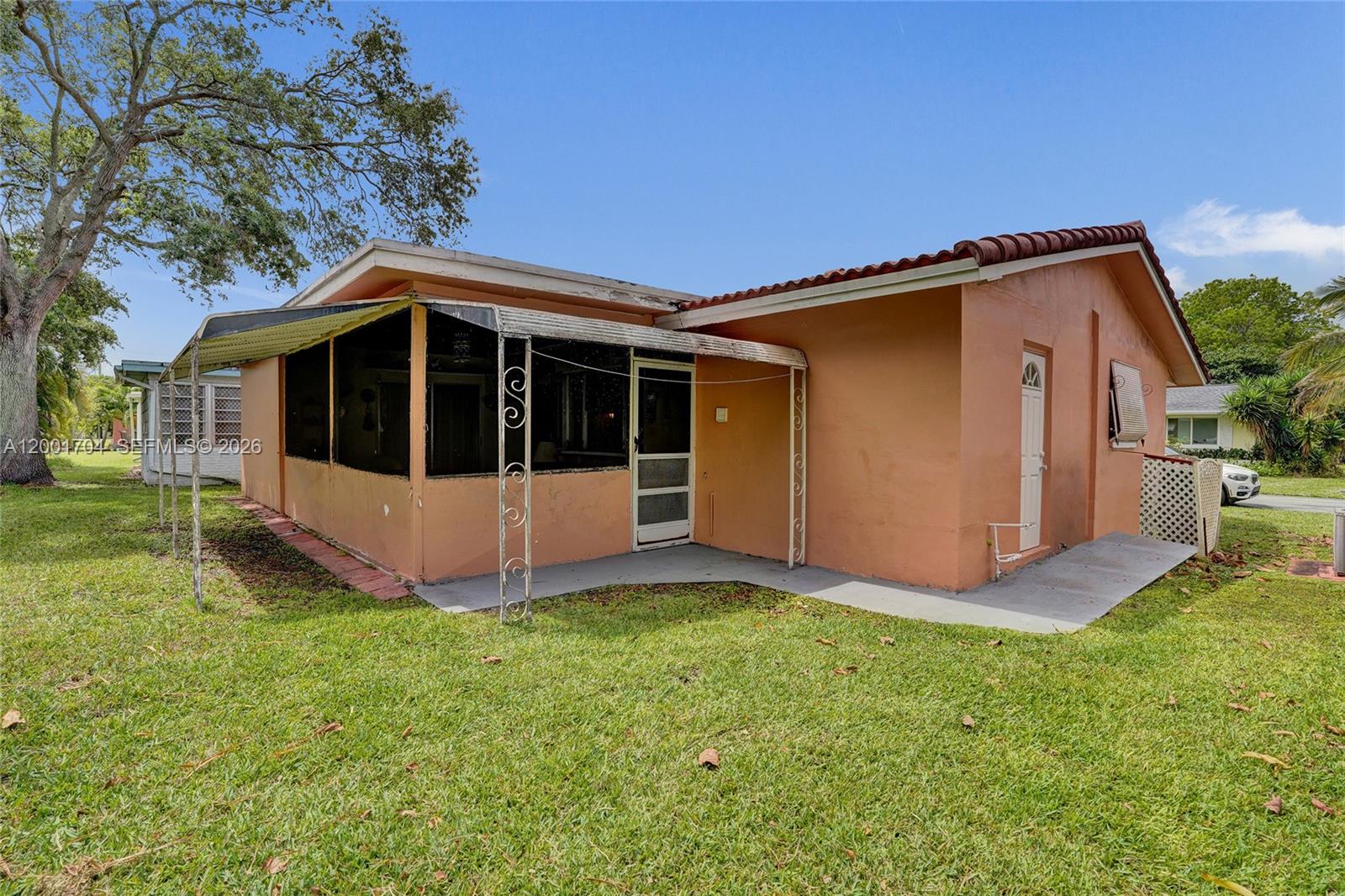 MAINLANDS OF TAMARAC LAKE - Residential