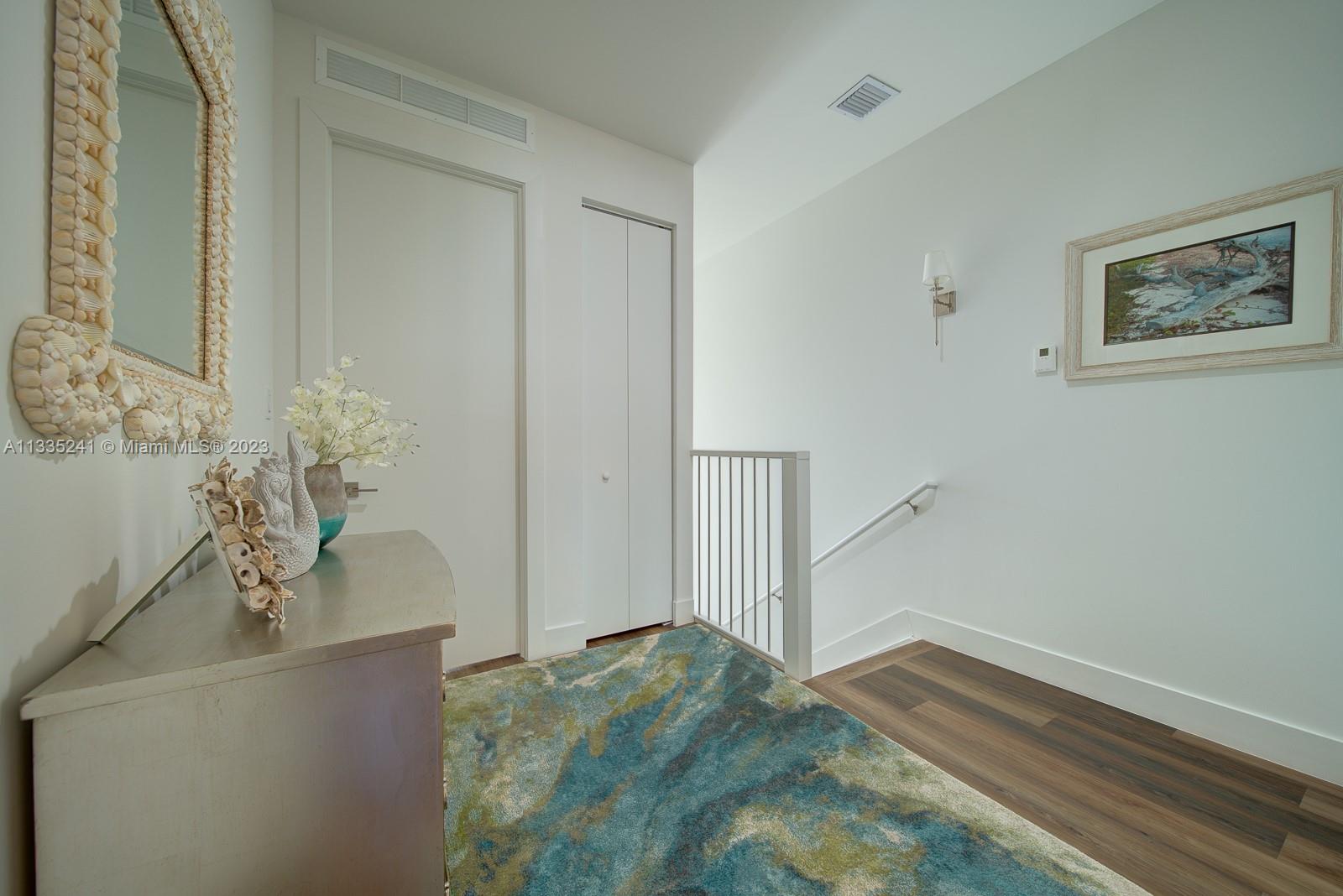 URBAN VILLAGE AT 5TH AVE - Residential