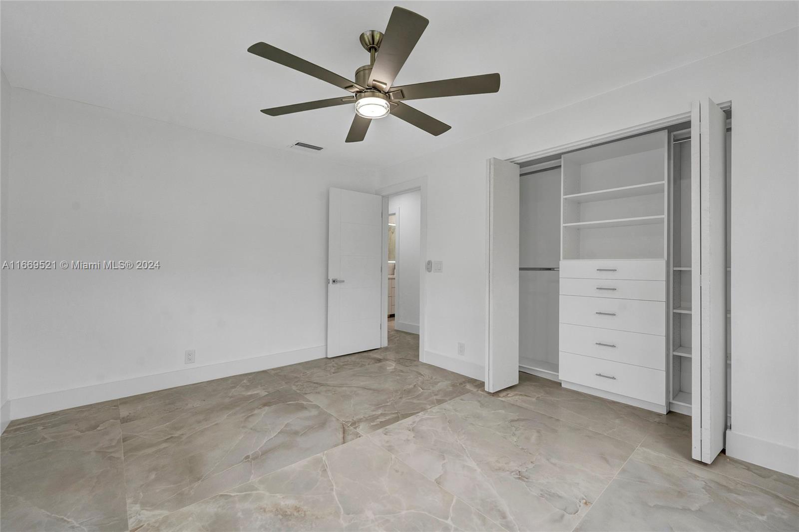 HOLLYWOOD HILLS NORTH SEC - Residential