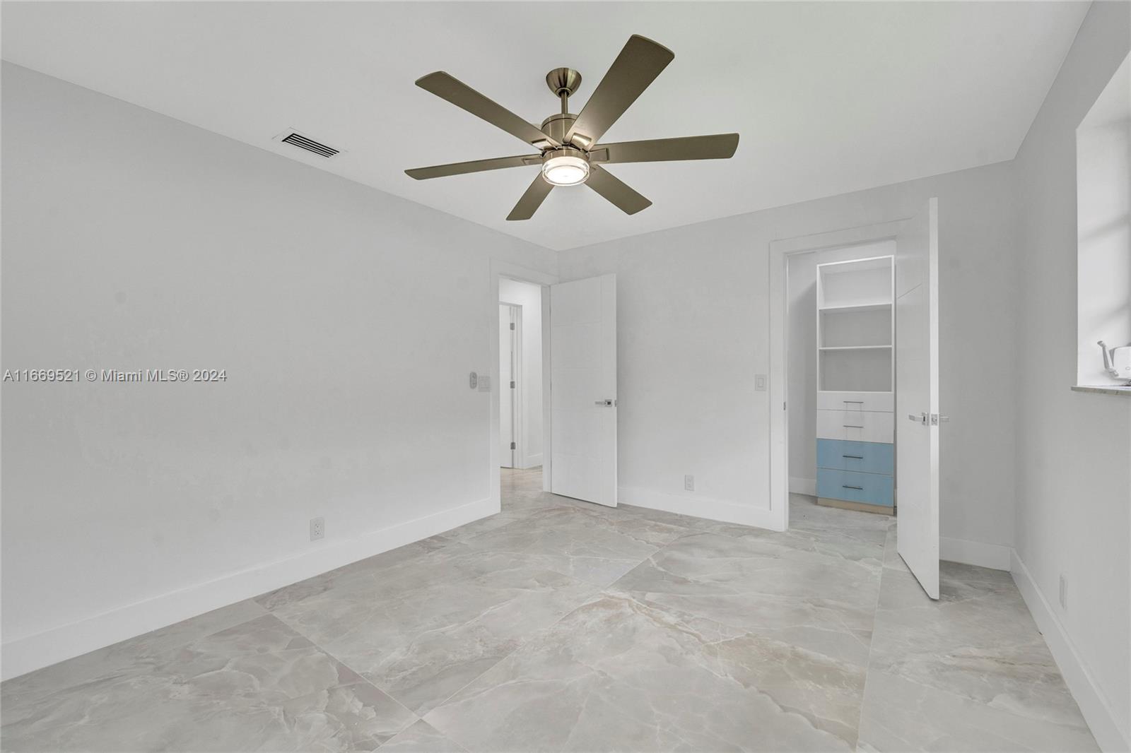 HOLLYWOOD HILLS NORTH SEC - Residential