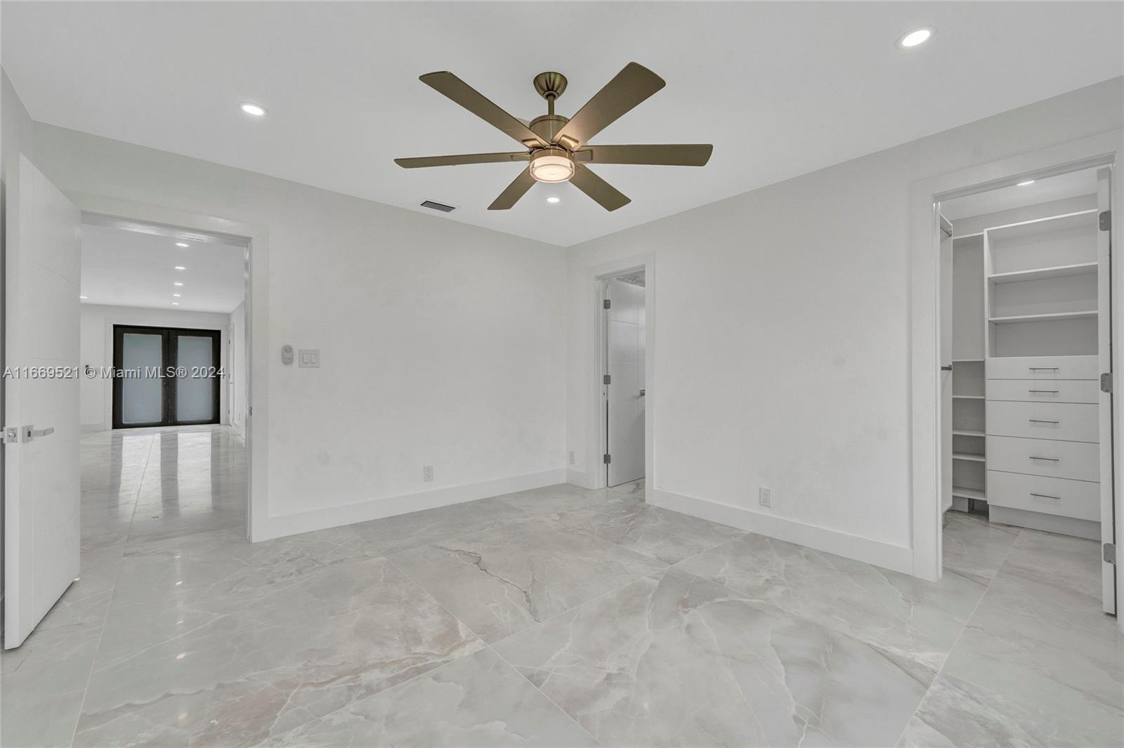 HOLLYWOOD HILLS NORTH SEC - Residential