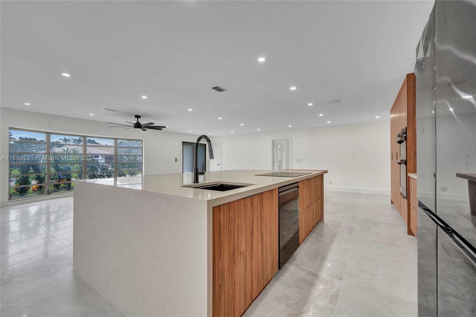 HOLLYWOOD HILLS NORTH SEC - Residential