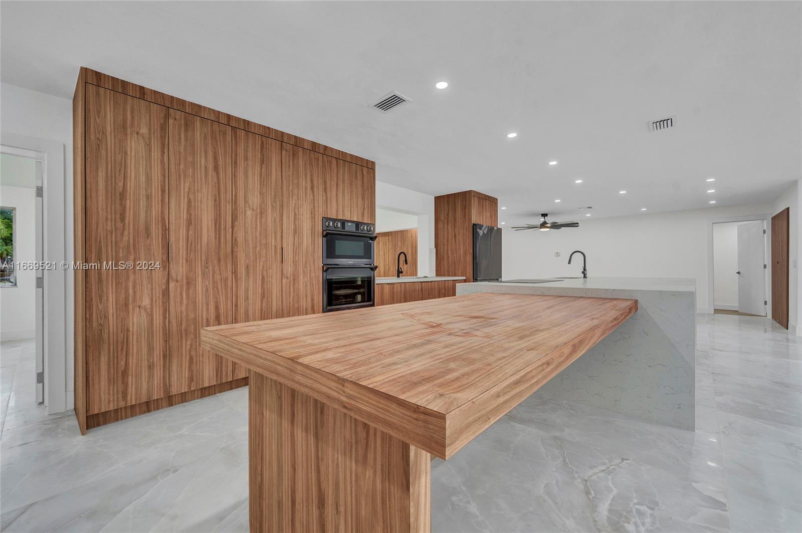 HOLLYWOOD HILLS NORTH SEC - Residential