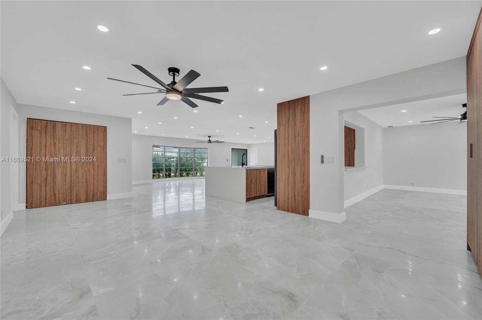 HOLLYWOOD HILLS NORTH SEC - Residential
