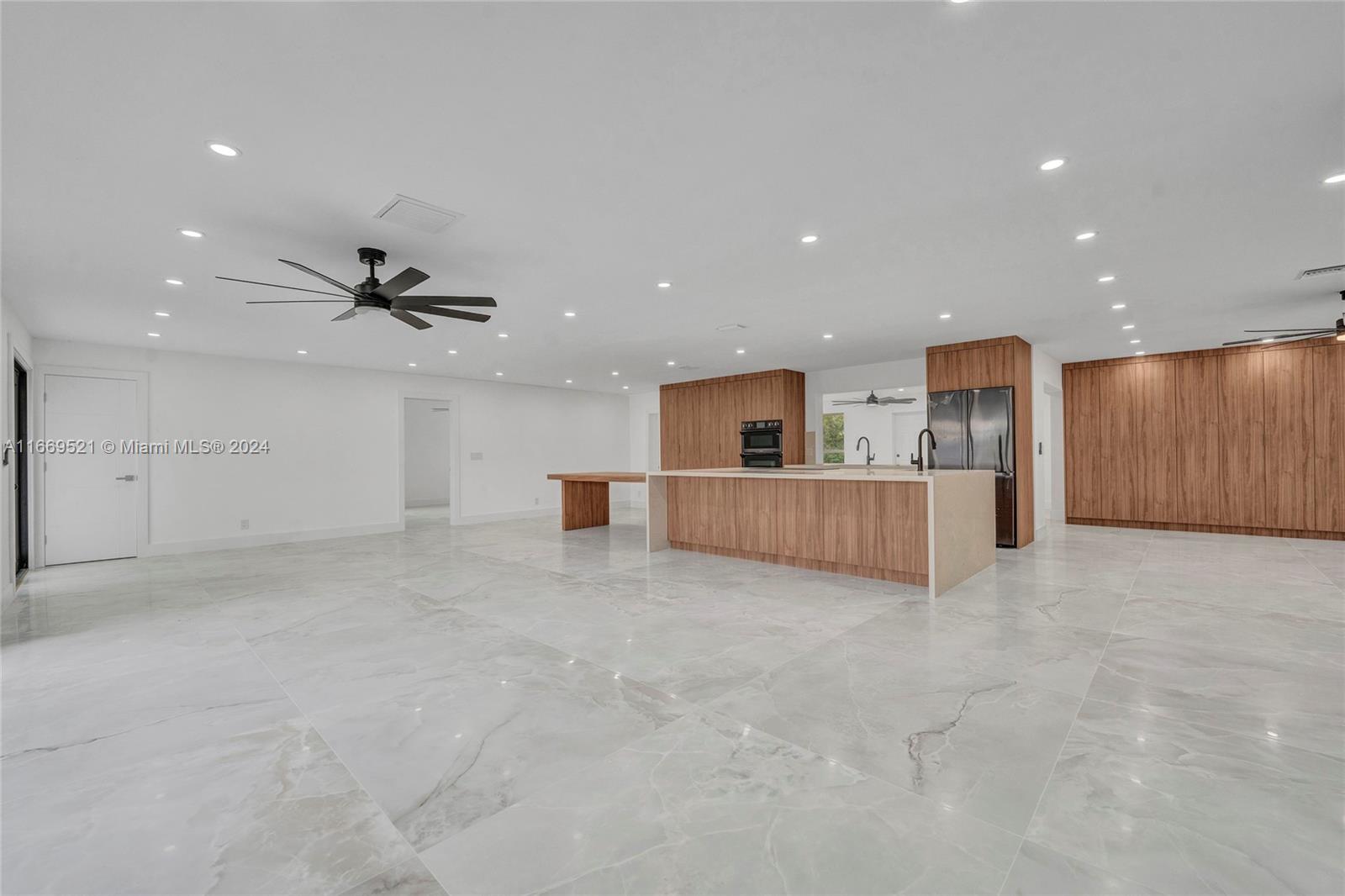 HOLLYWOOD HILLS NORTH SEC - Residential