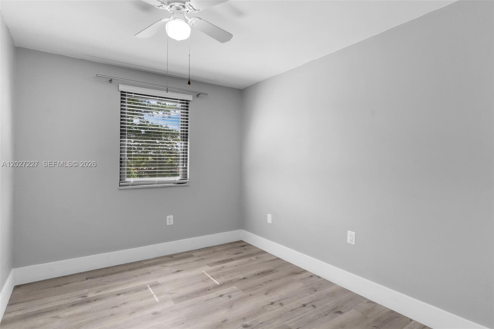 THE COURTS OF BIRDWOOD CO - Residential Lease
