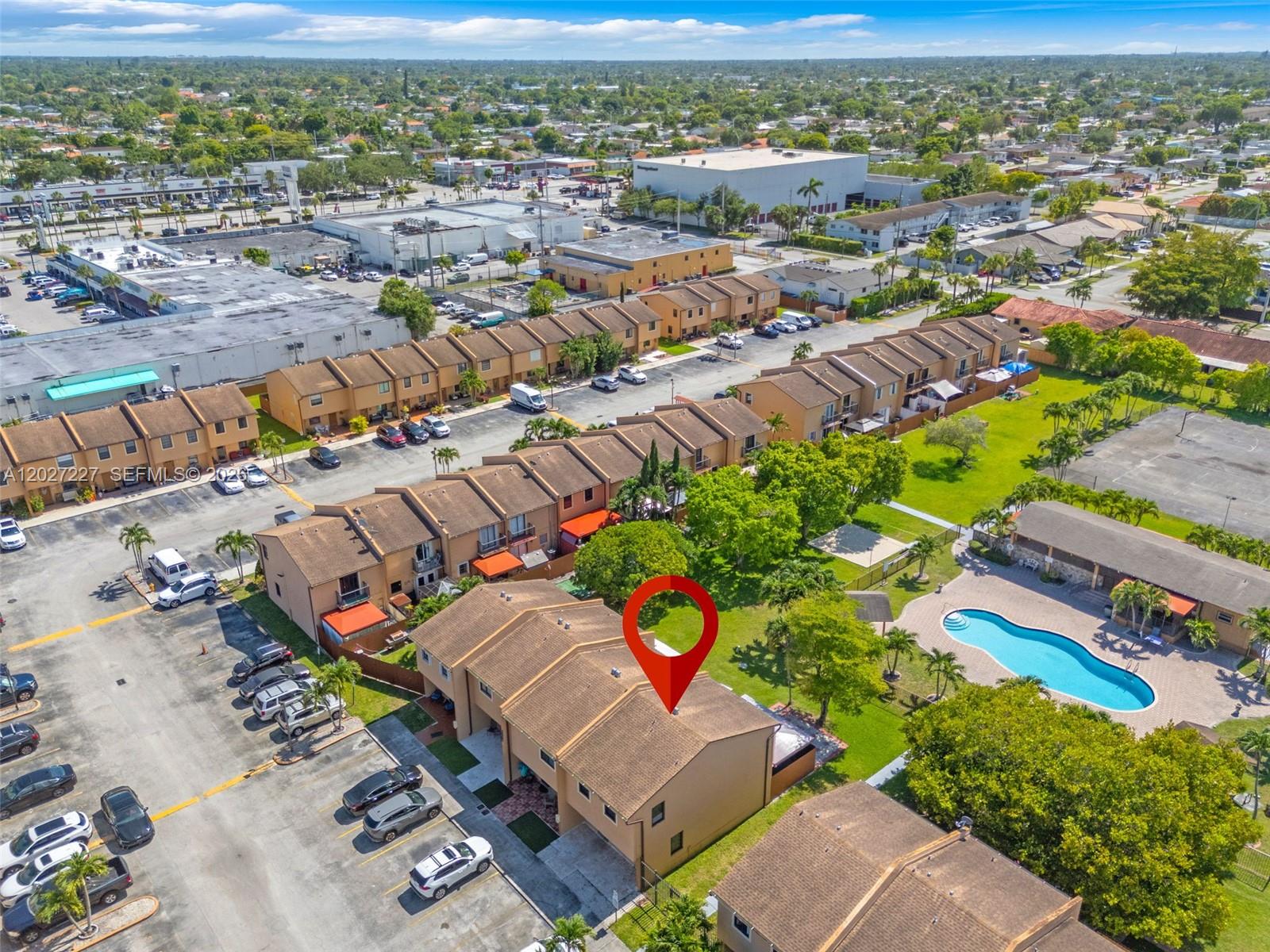 THE COURTS OF BIRDWOOD CO - Residential Lease