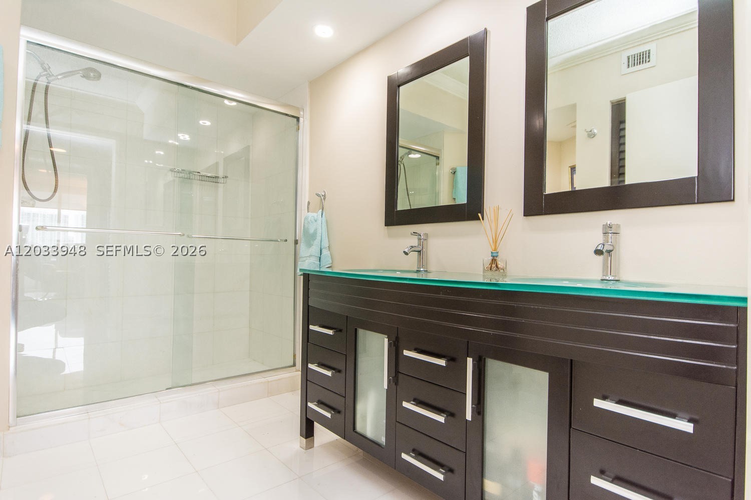 MYSTIC POINTE CONDO NO TH - Residential