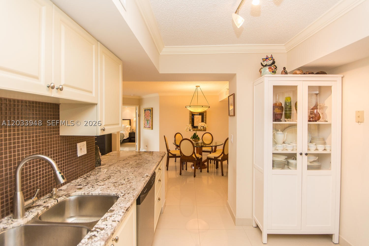 MYSTIC POINTE CONDO NO TH - Residential