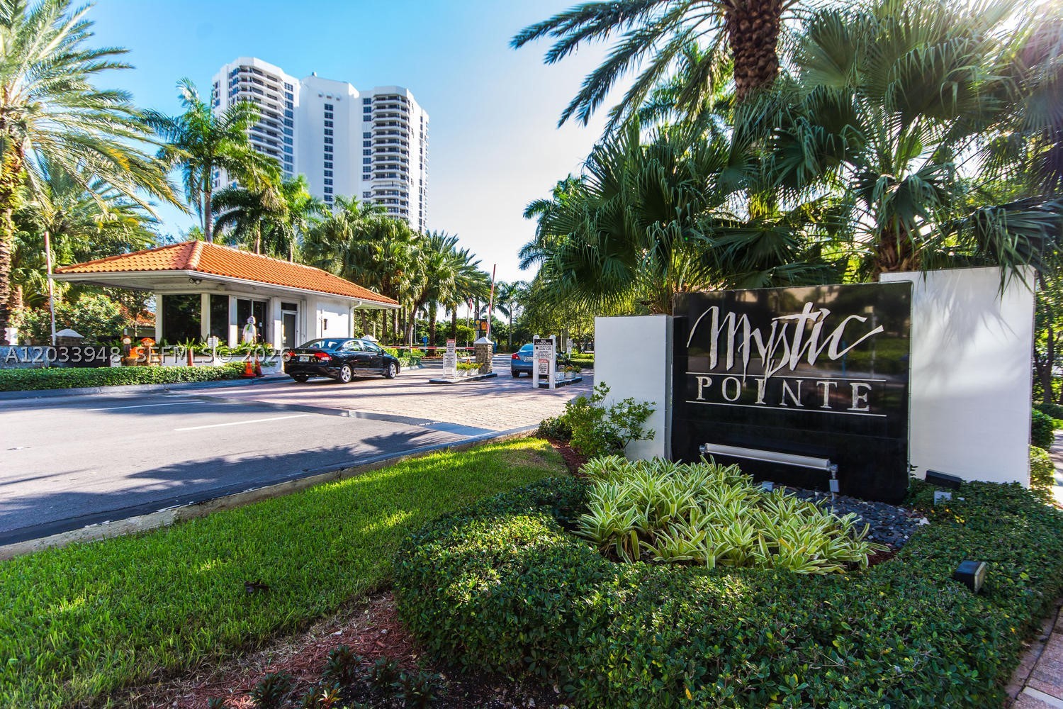 MYSTIC POINTE CONDO NO TH - Residential