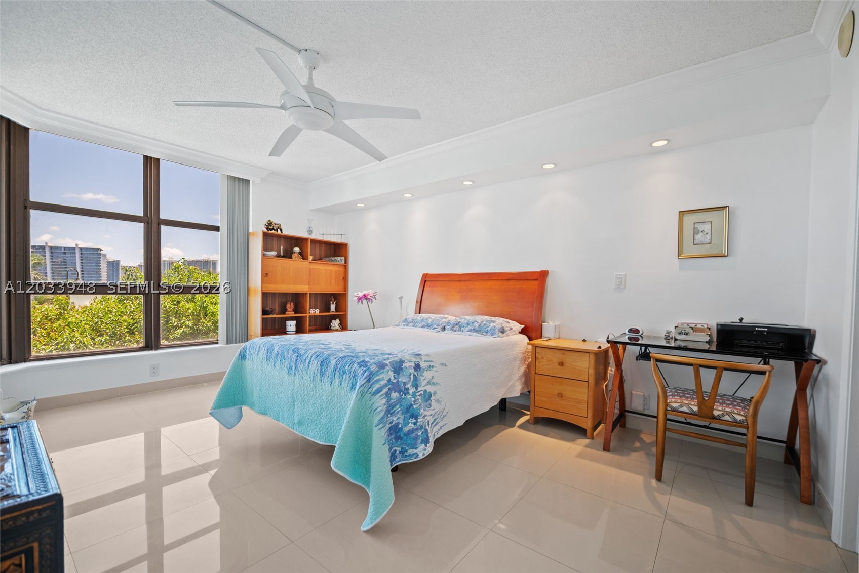 MYSTIC POINTE CONDO NO TH - Residential