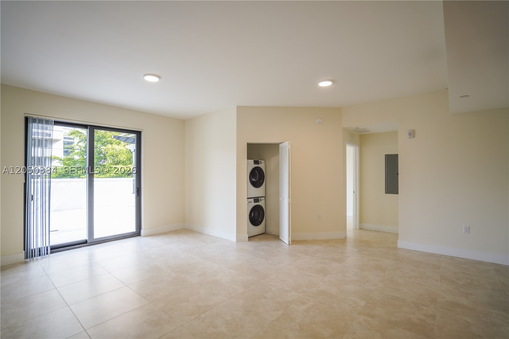 C GAB DOUGLAS SEC - Residential Lease
