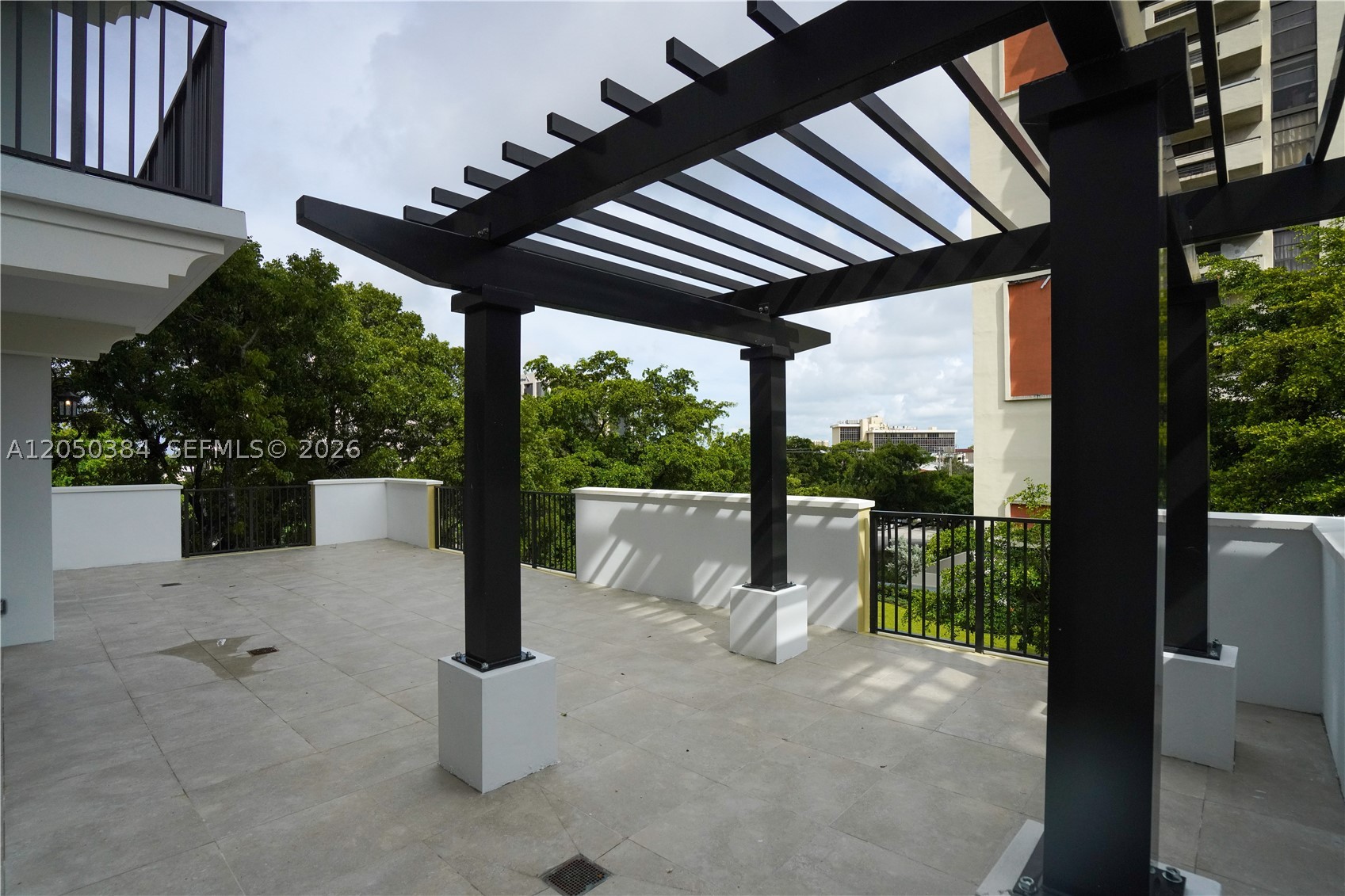 C GAB DOUGLAS SEC - Residential Lease