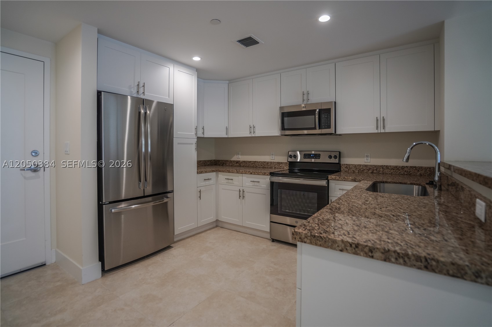C GAB DOUGLAS SEC - Residential Lease