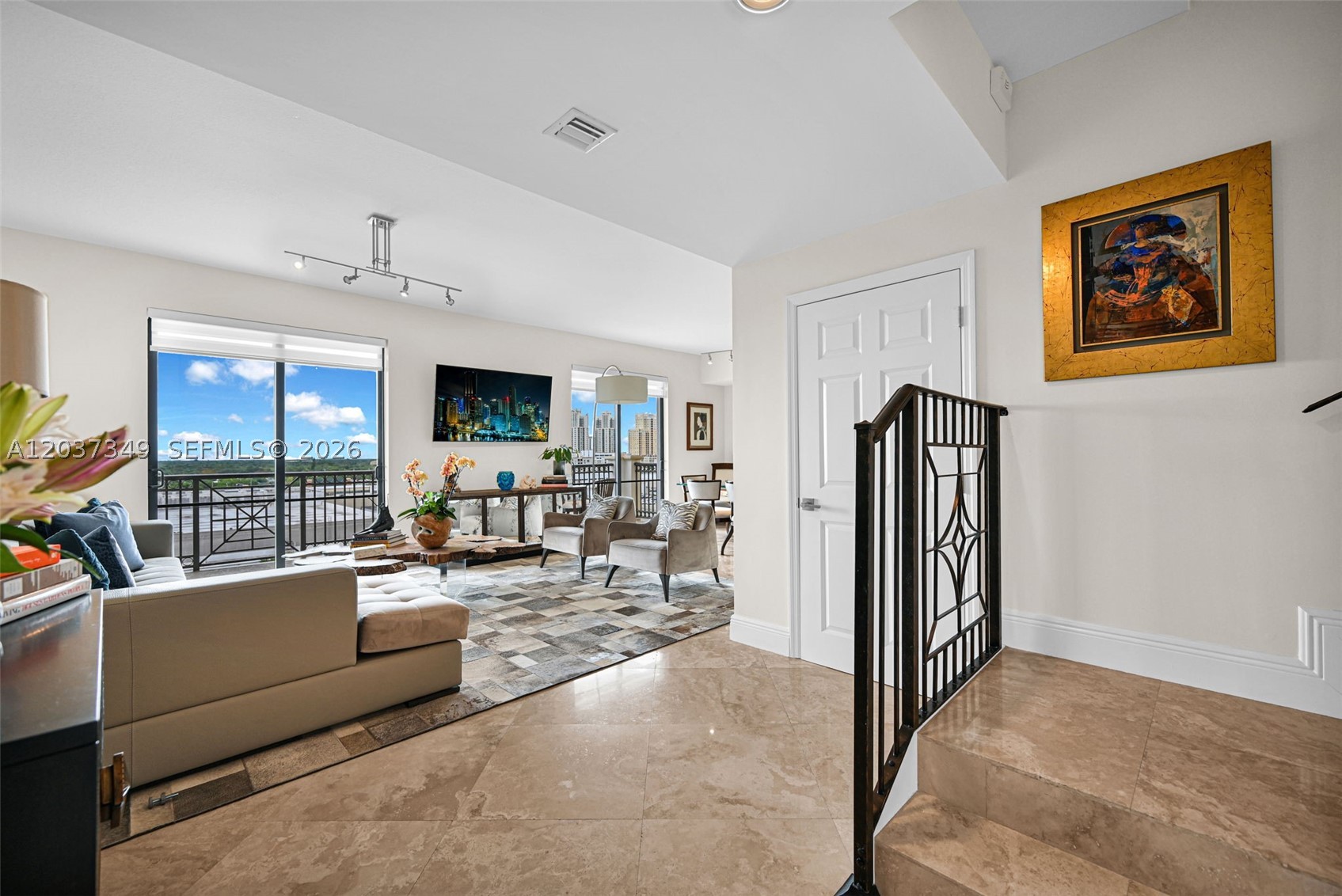 COLONNADE AT DADELAND SE - Residential