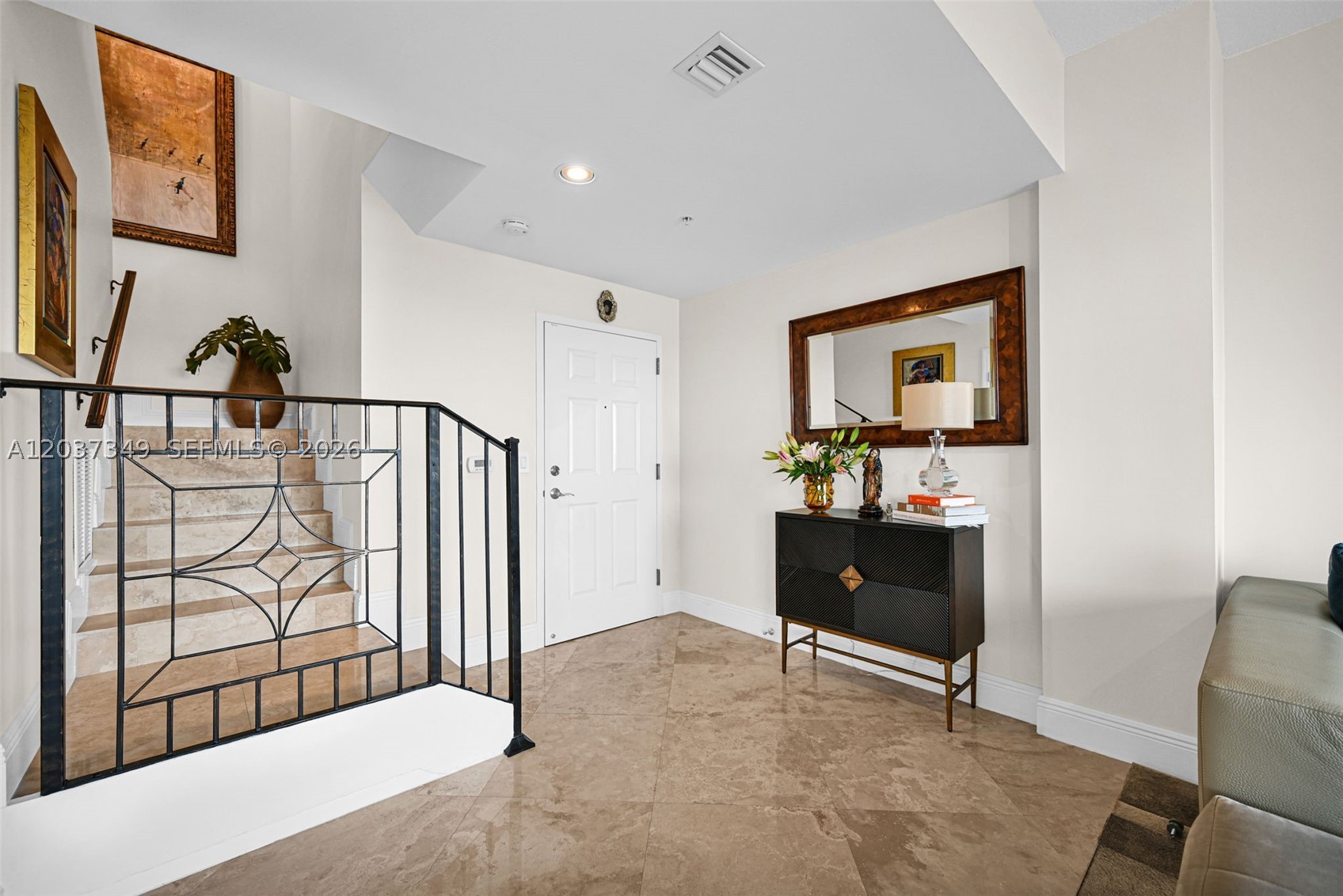 COLONNADE AT DADELAND SE - Residential