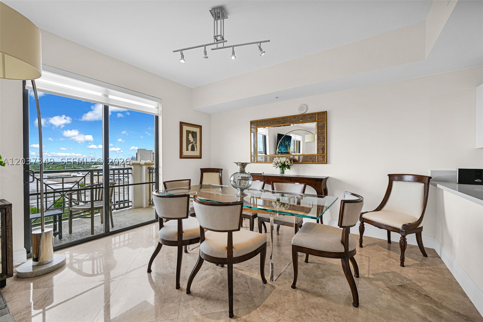 COLONNADE AT DADELAND SE - Residential
