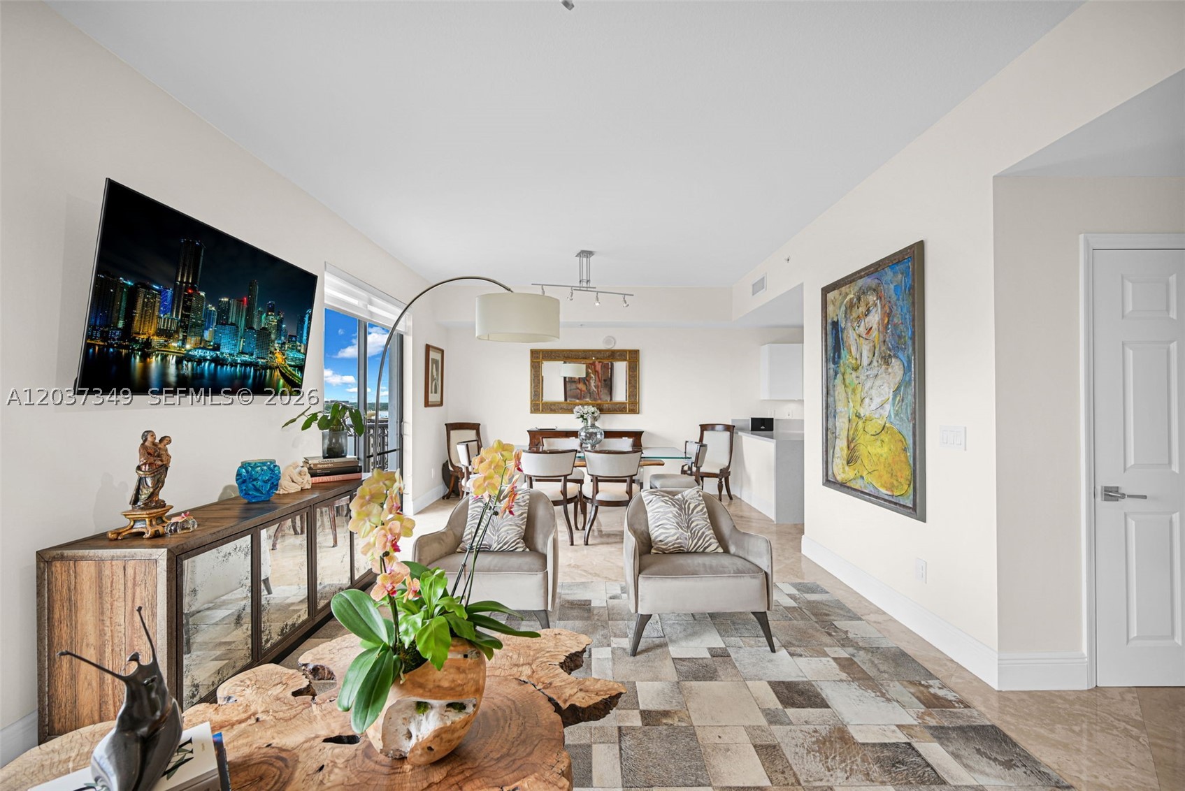 COLONNADE AT DADELAND SE - Residential