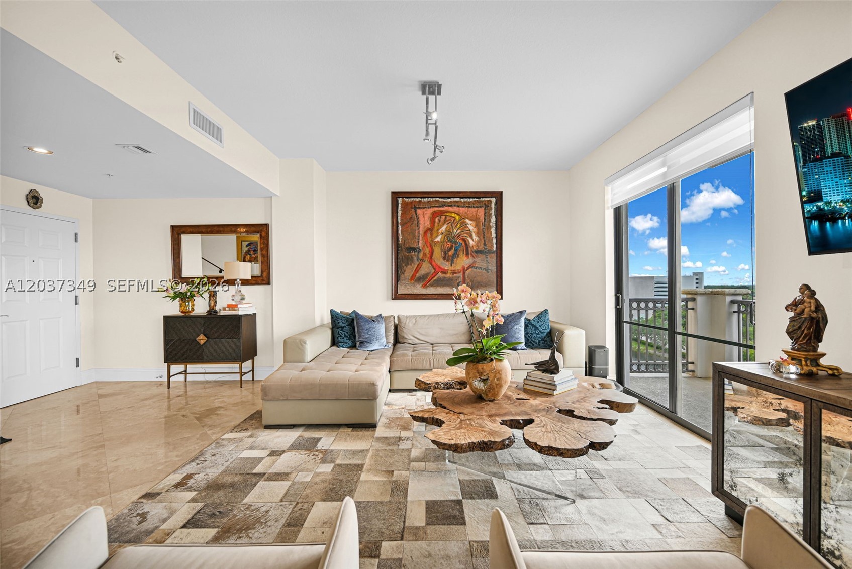 COLONNADE AT DADELAND SE - Residential