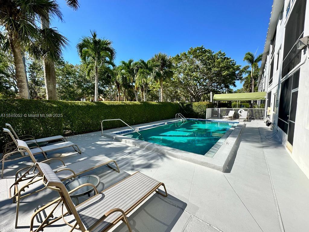 PARK TERRACE CLUB CONDOMIN - Residential