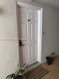 Mahogany Key Condo 03 - Residential