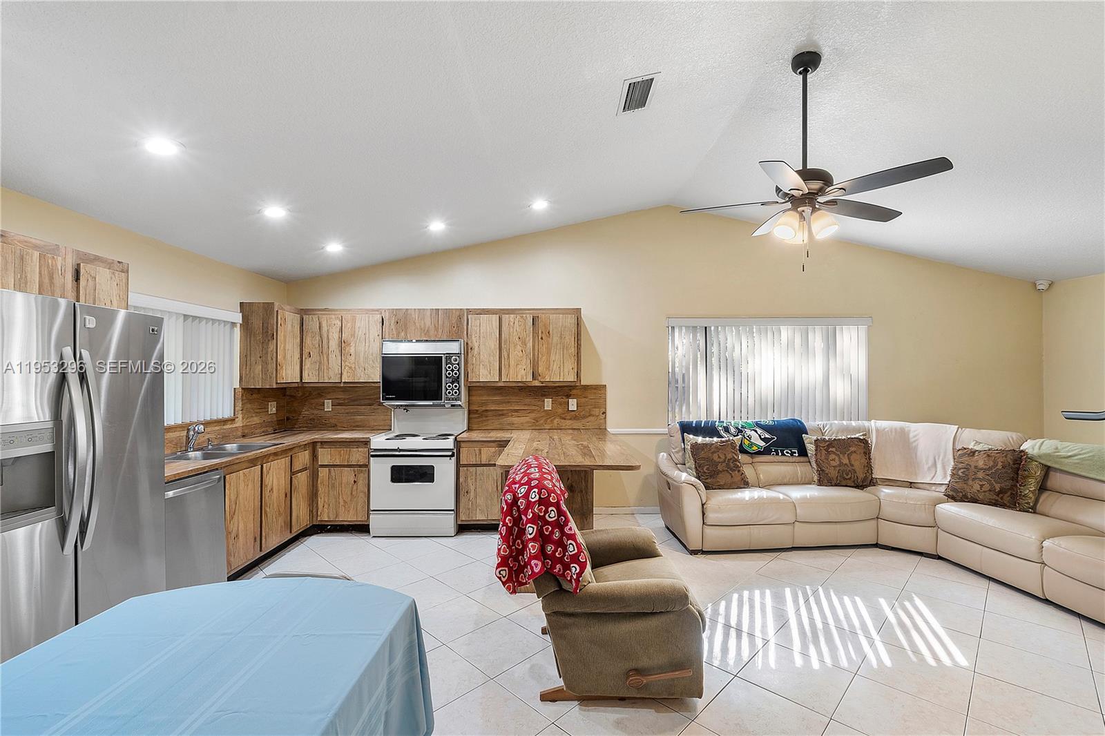 CITY OF LAUDERHILL SEC TH - Residential