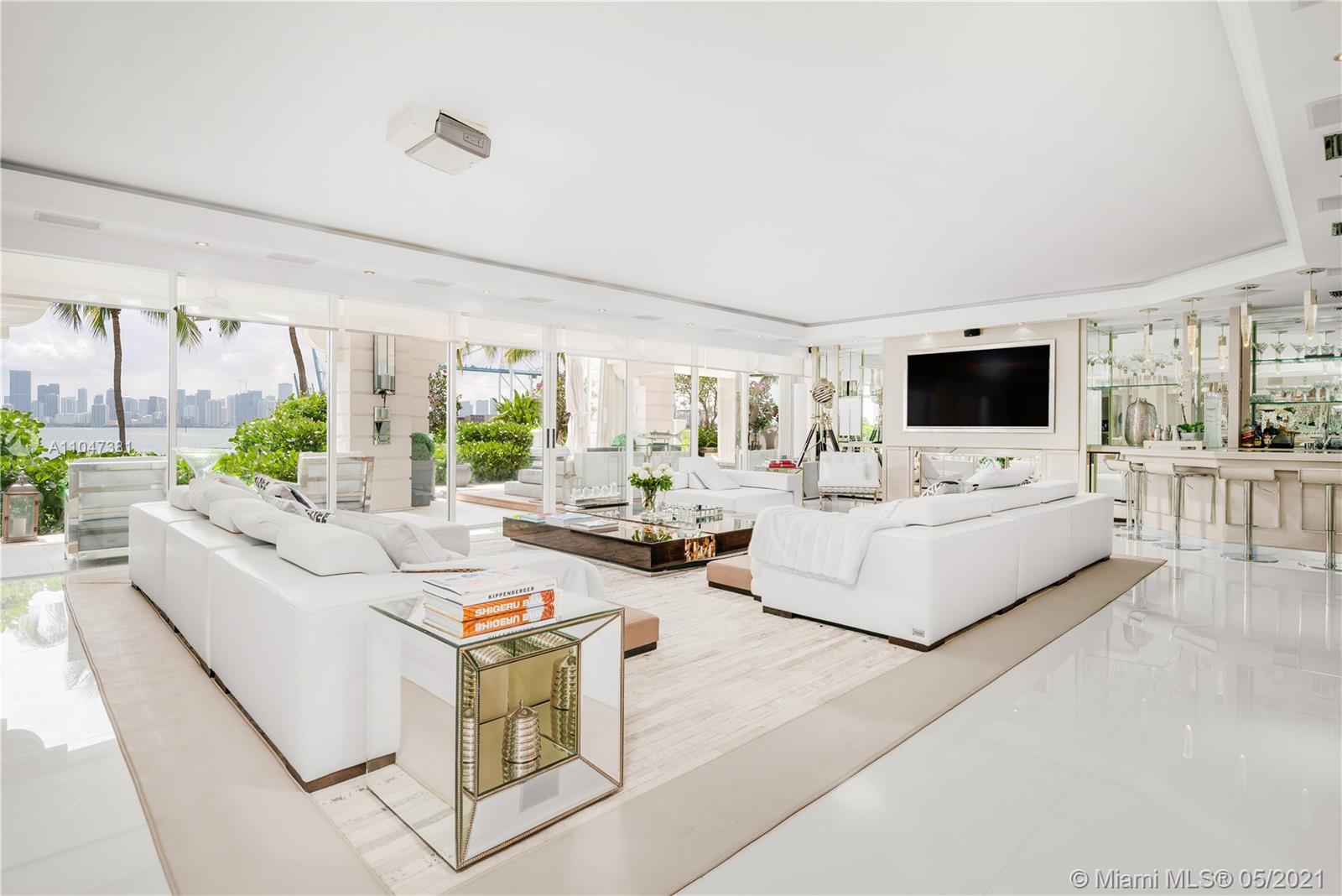 BAYVIEW FISHER ISL NO TWO - Residential