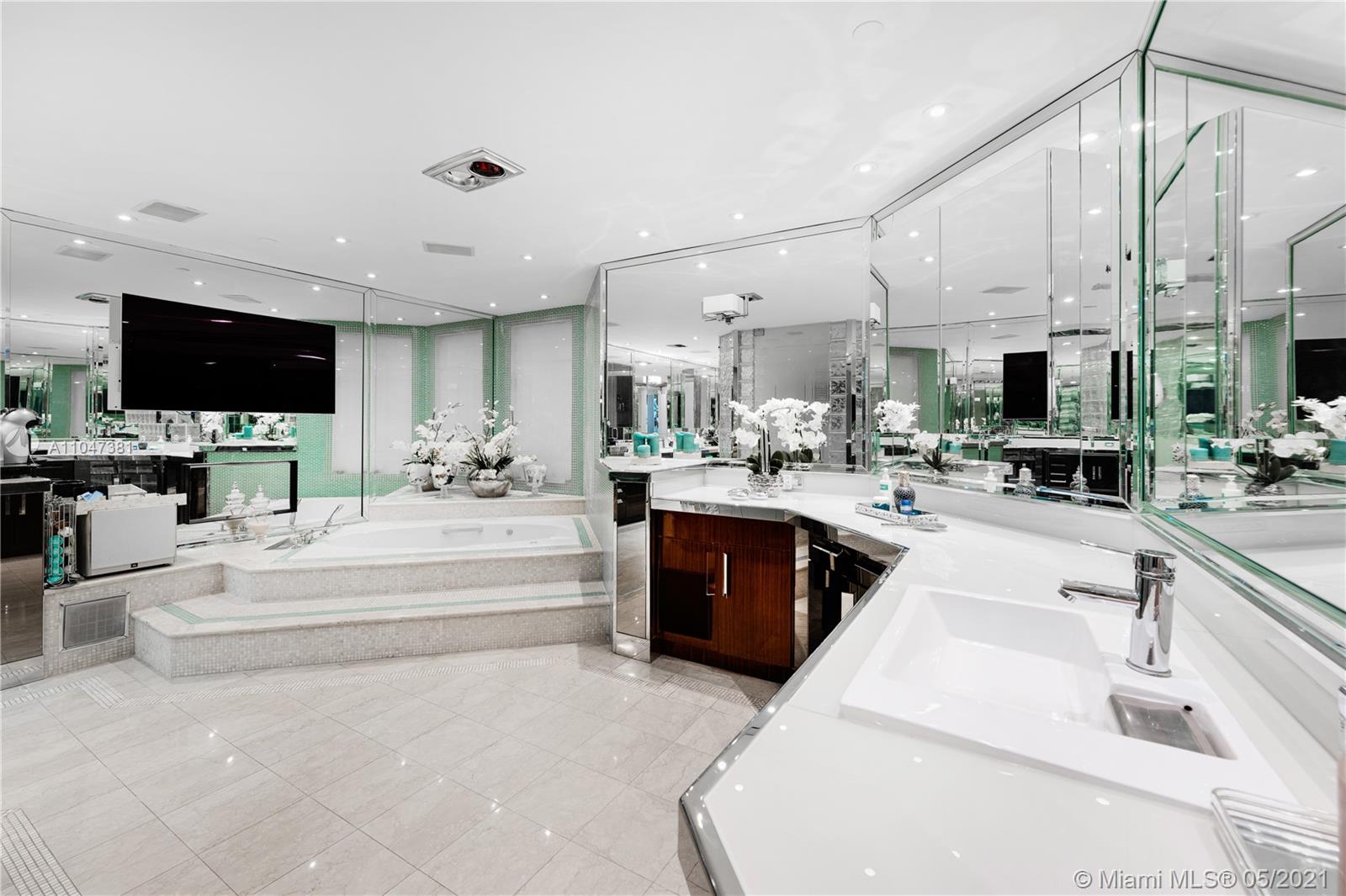 BAYVIEW FISHER ISL NO TWO - Residential