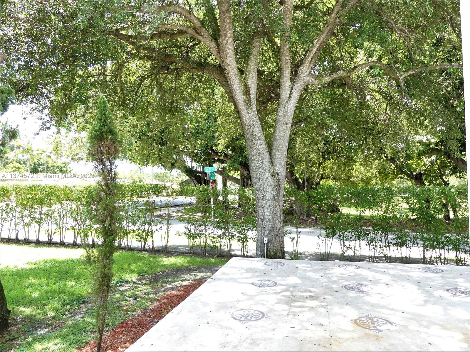 CORAL WAY HEIGHTS - Residential Lease