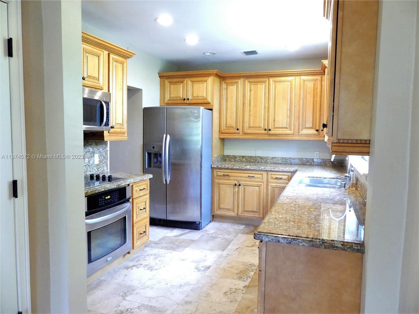 CORAL WAY HEIGHTS - Residential Lease