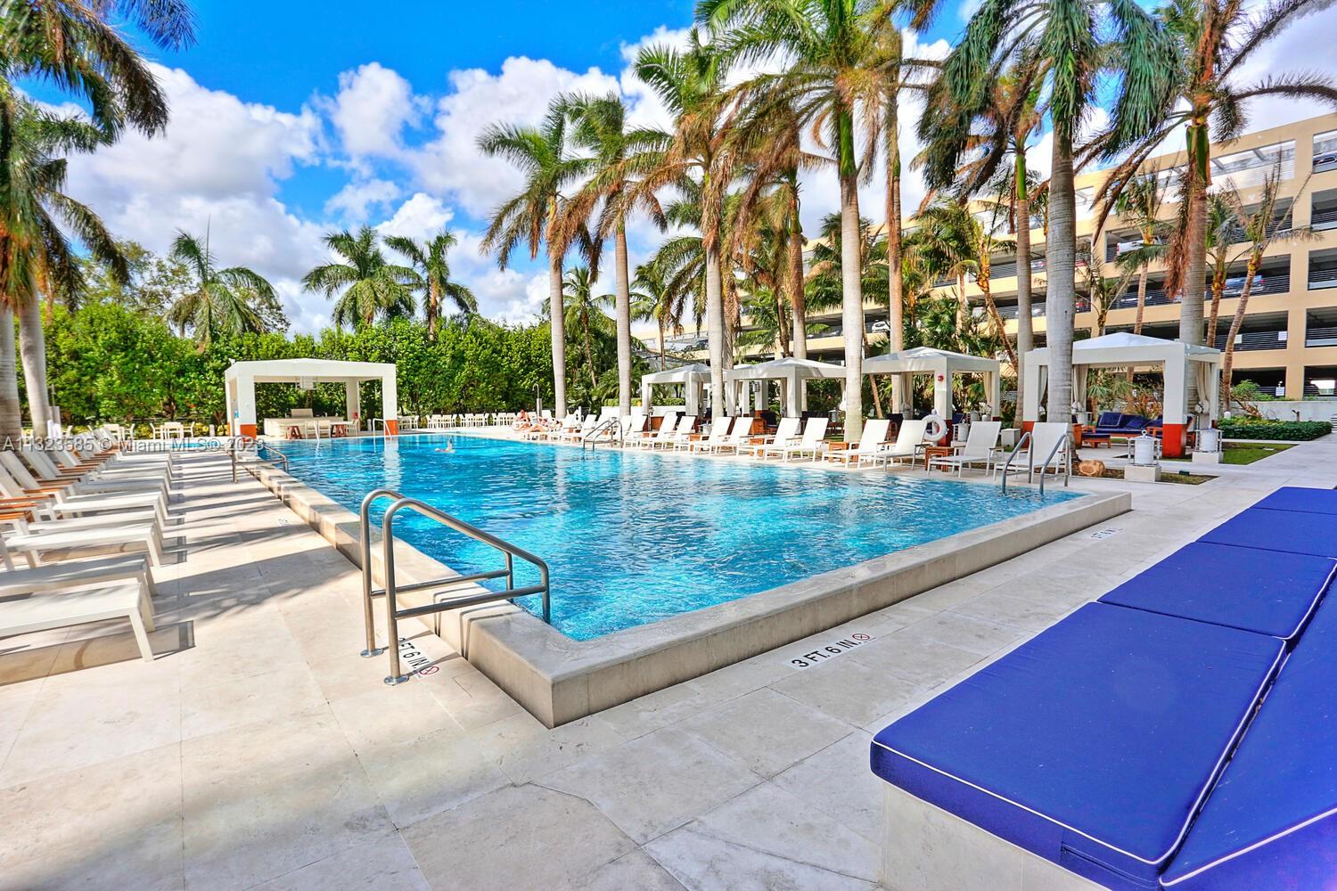 GROVENOR HOUSE CONDO - Residential