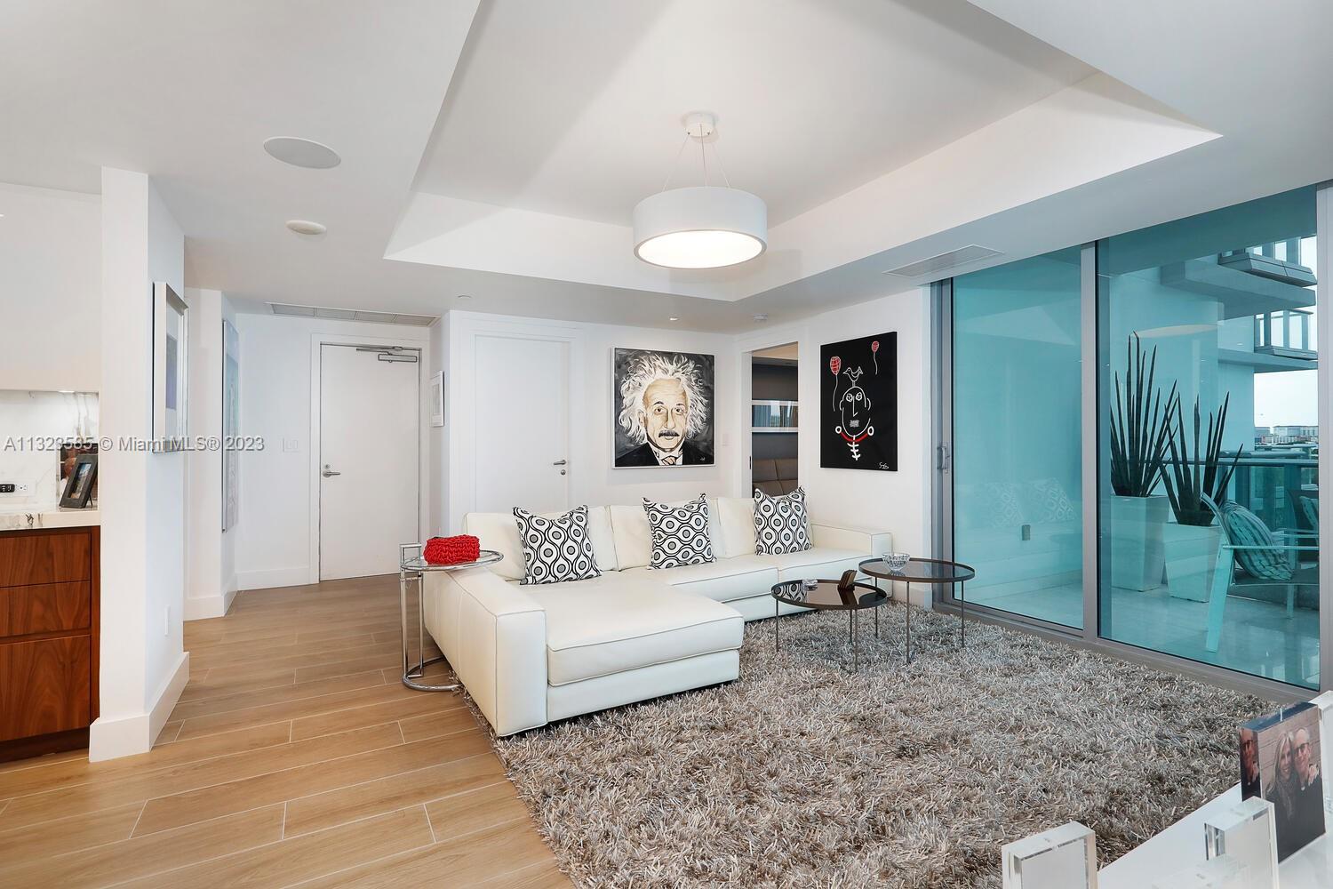 GROVENOR HOUSE CONDO - Residential