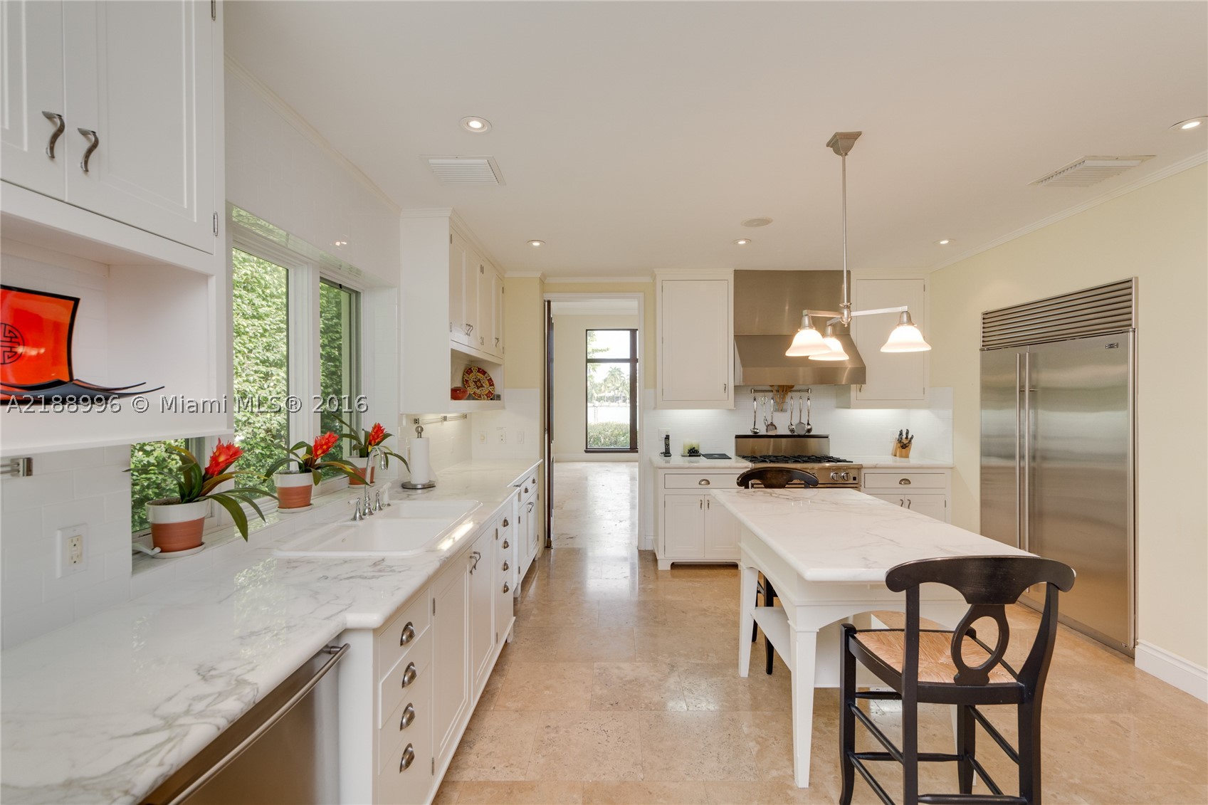 SAN MARINO ISLAND - Residential