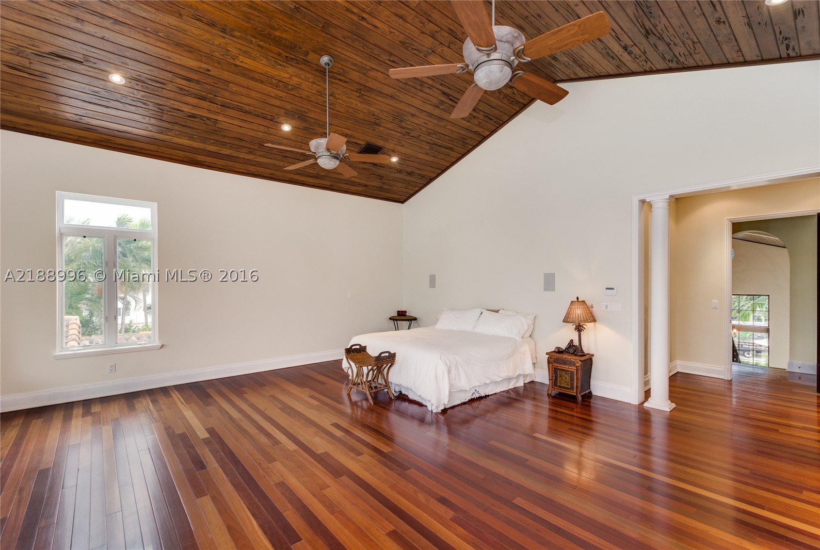 SAN MARINO ISLAND - Residential