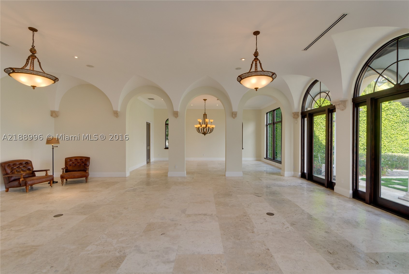 SAN MARINO ISLAND - Residential