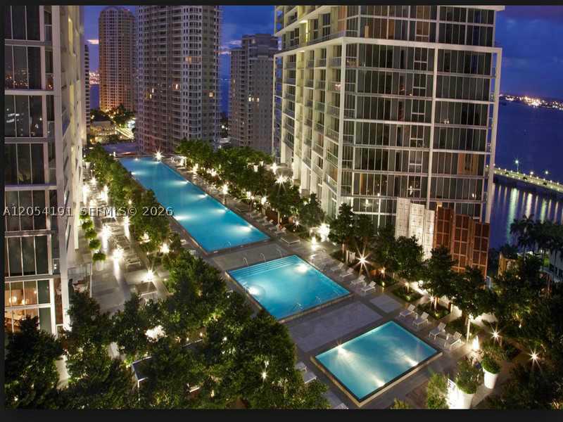 ICON BRICKELL - Residential