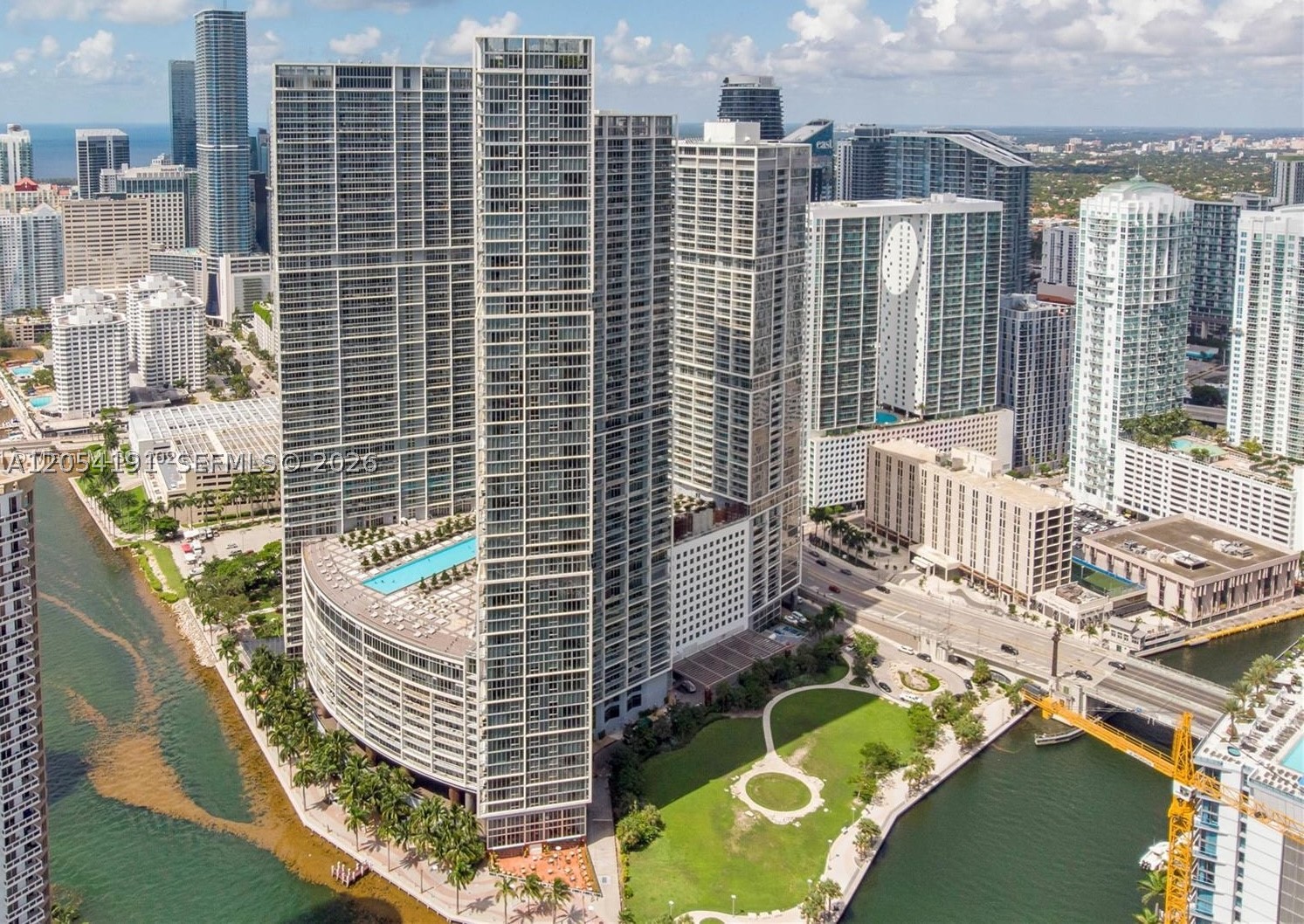 ICON BRICKELL - Residential