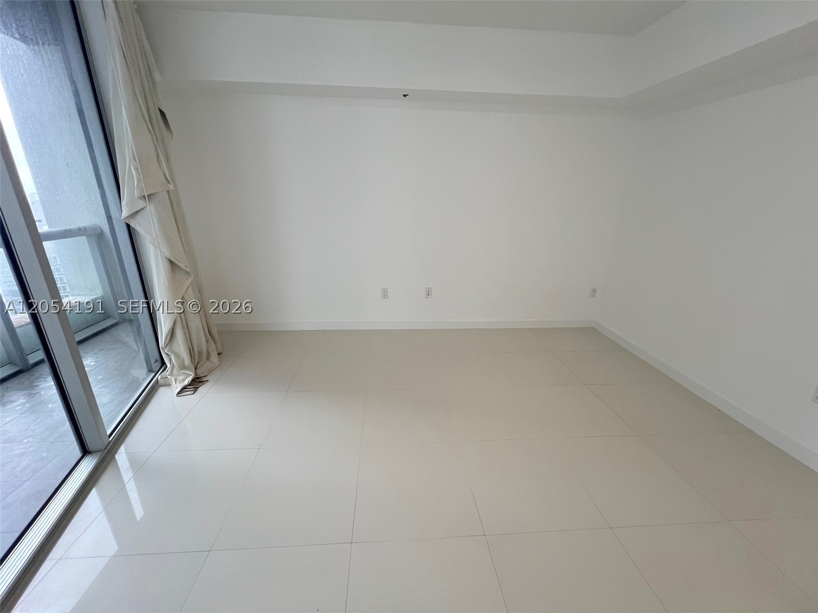 ICON BRICKELL - Residential