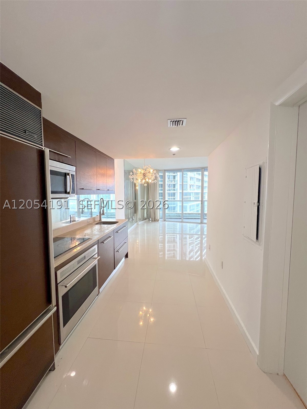 ICON BRICKELL - Residential